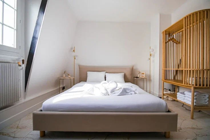 Appartement Rue Sainte-Croix de la Bretonnerie à Paris