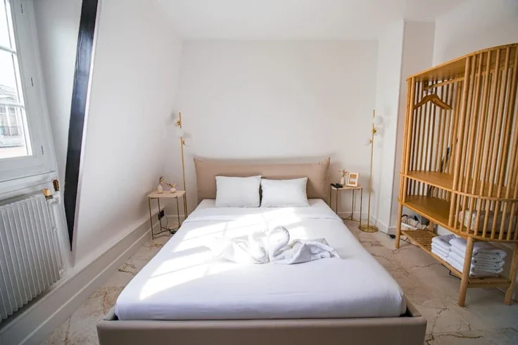 Appartement Rue Sainte-Croix de la Bretonnerie à Paris