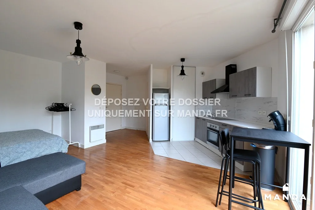 Flat Rue Francine Fromond in Drancy