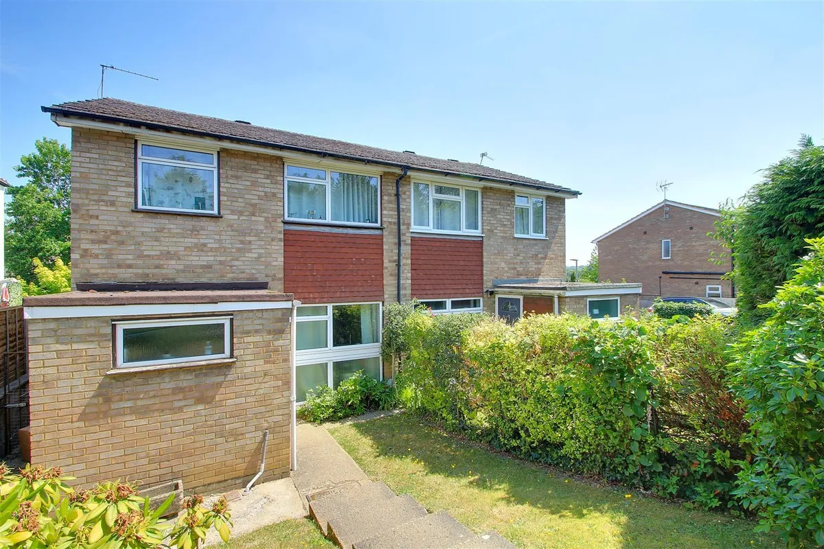 House Blackwell Road in Dacorum
