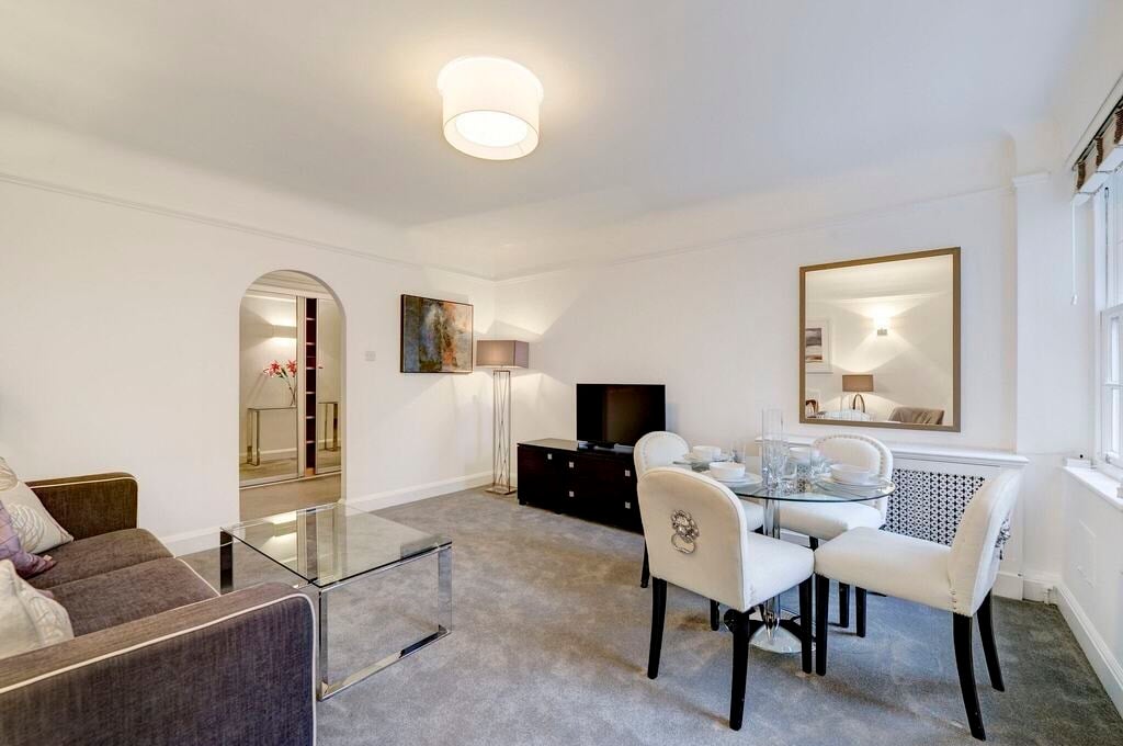 Flat Fulham Road in Greater London