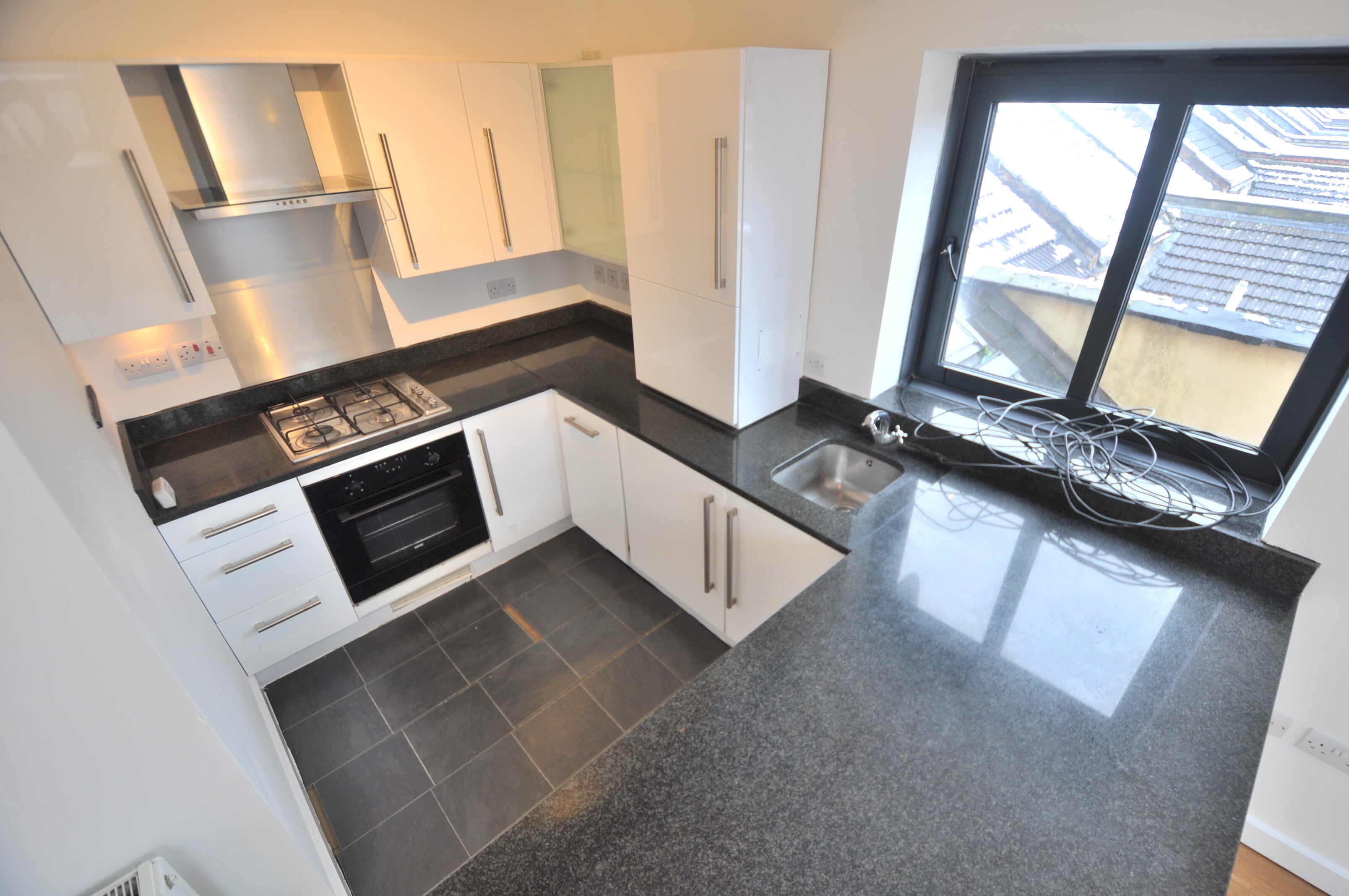 Flat Alcombe Road in Northampton