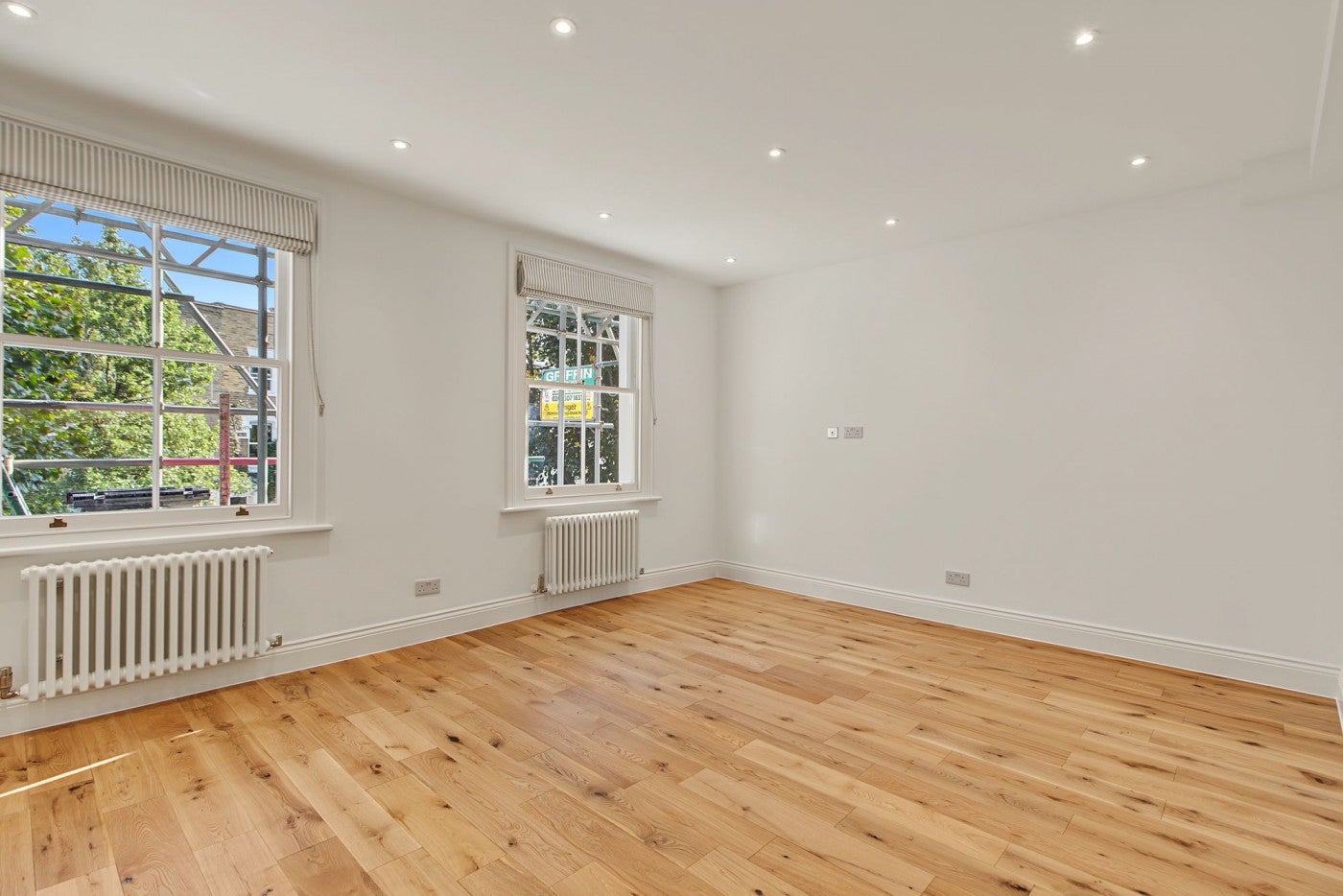 Flat Riversdale Road in Greater London