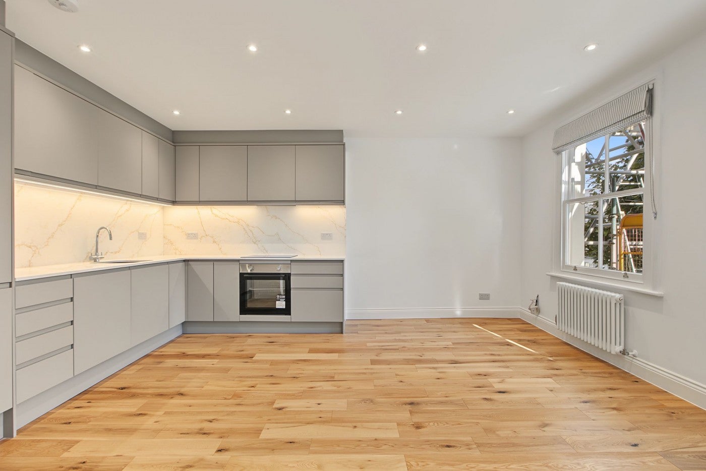 Flat Riversdale Road in Greater London