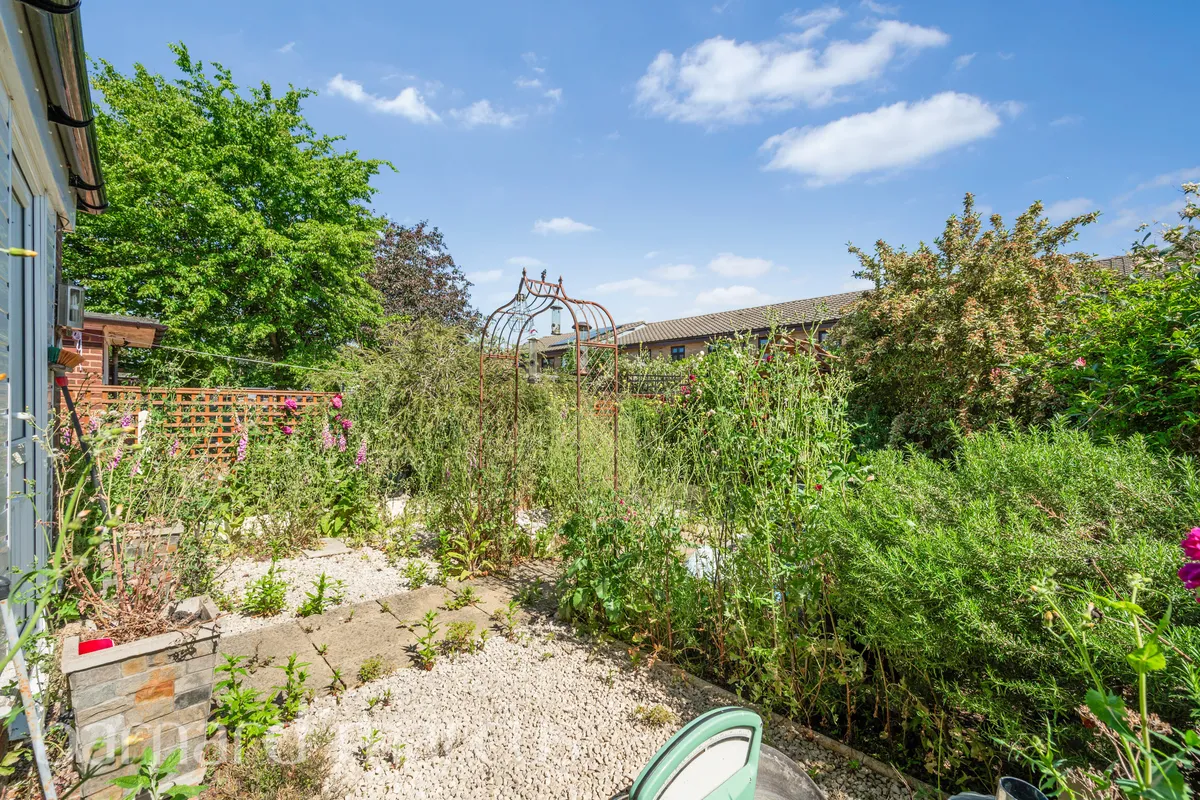 House Elthorne Court in Greater London