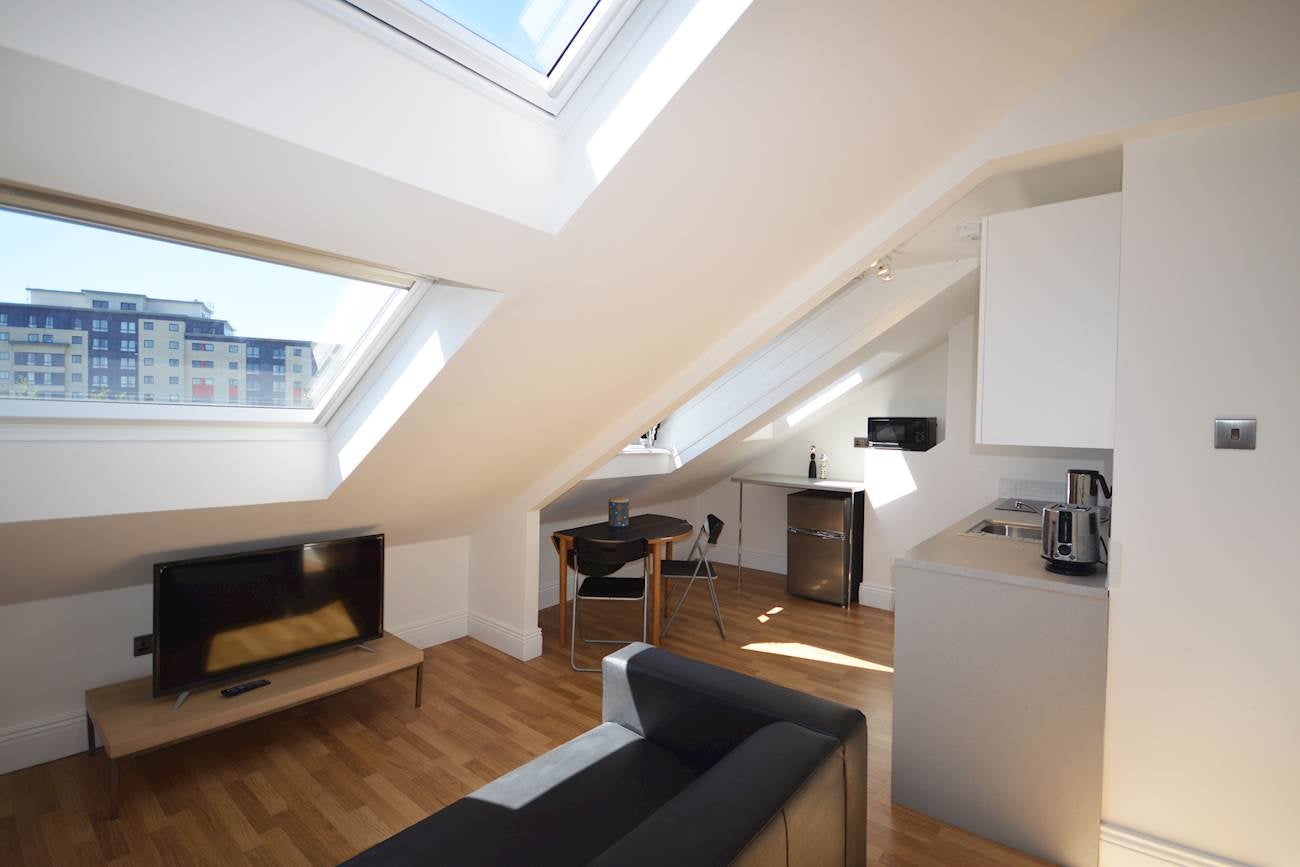Flat Falconar Street in Newcastle upon Tyne