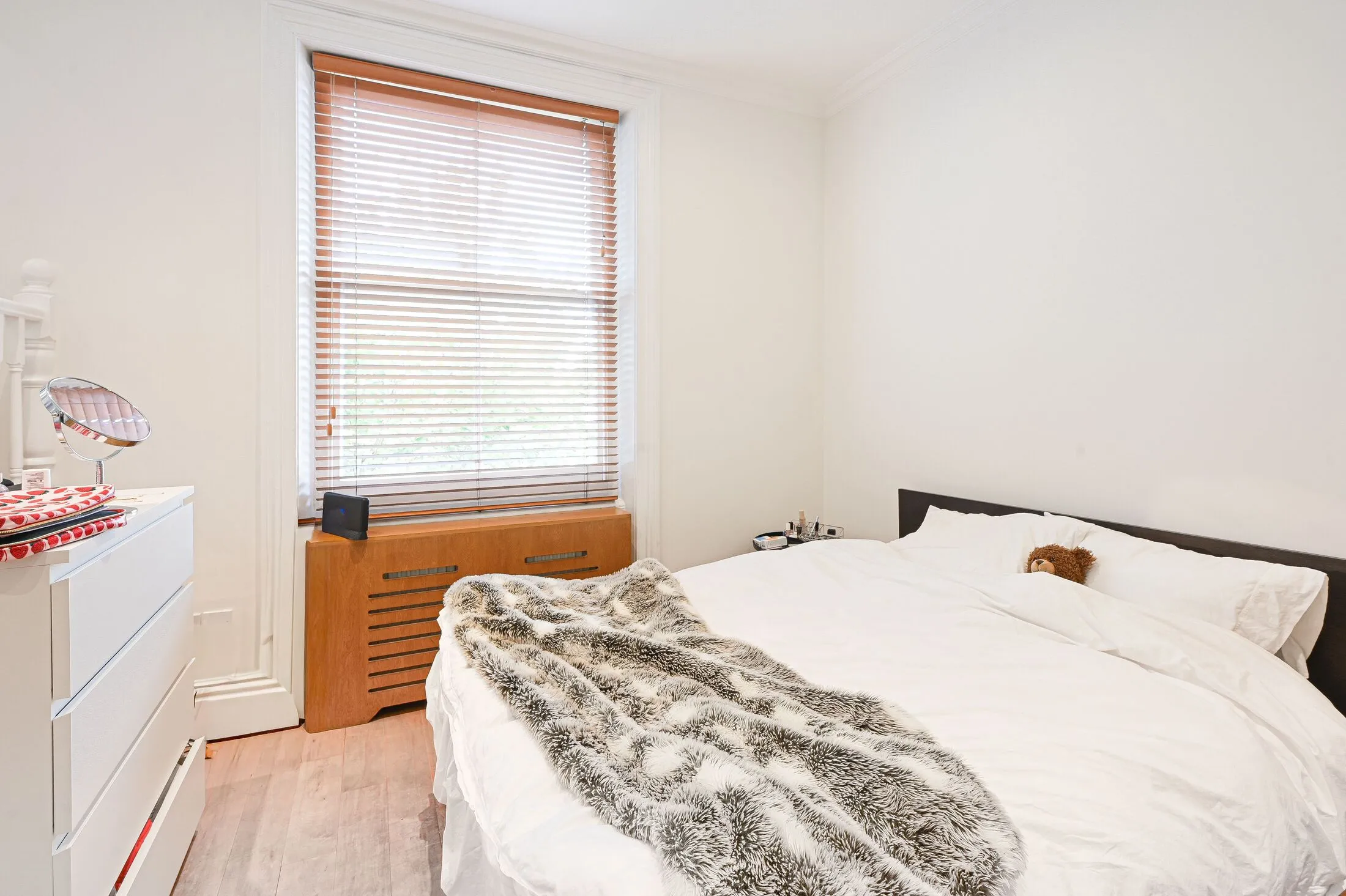 Flat Draycott Place in Greater London