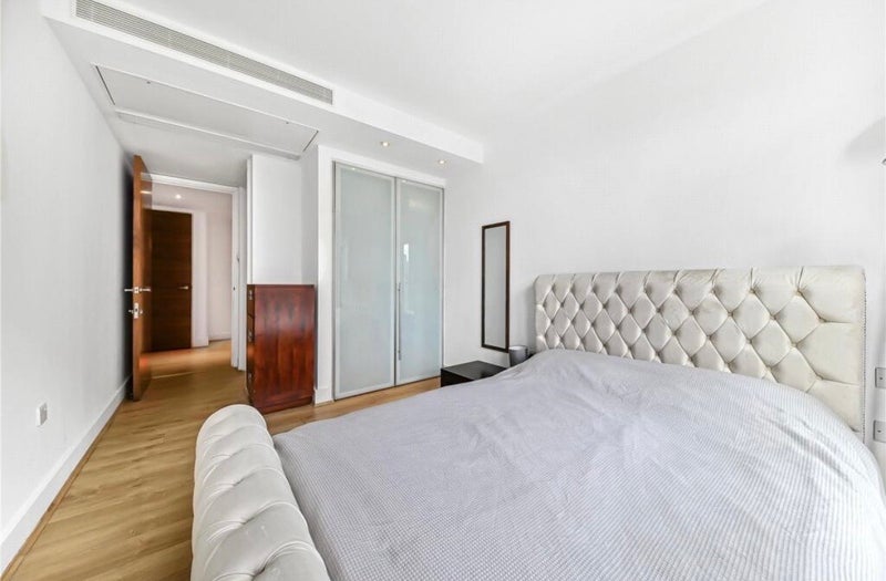 Flat Praed Street in City of Westminster