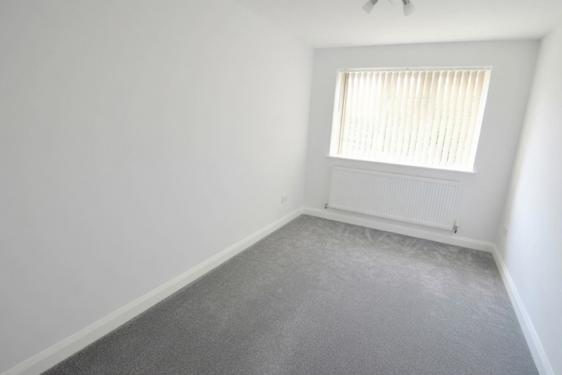 Flat Browells Lane in Greater London