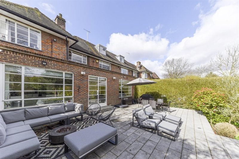 House Finchley Road in Greater London