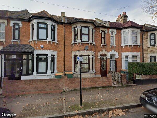 Room Essex Road in Greater London