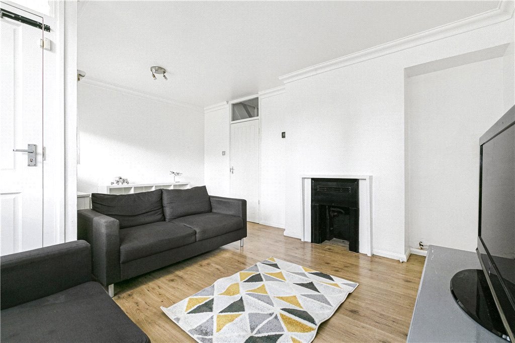 Flat Union Grove in Greater London