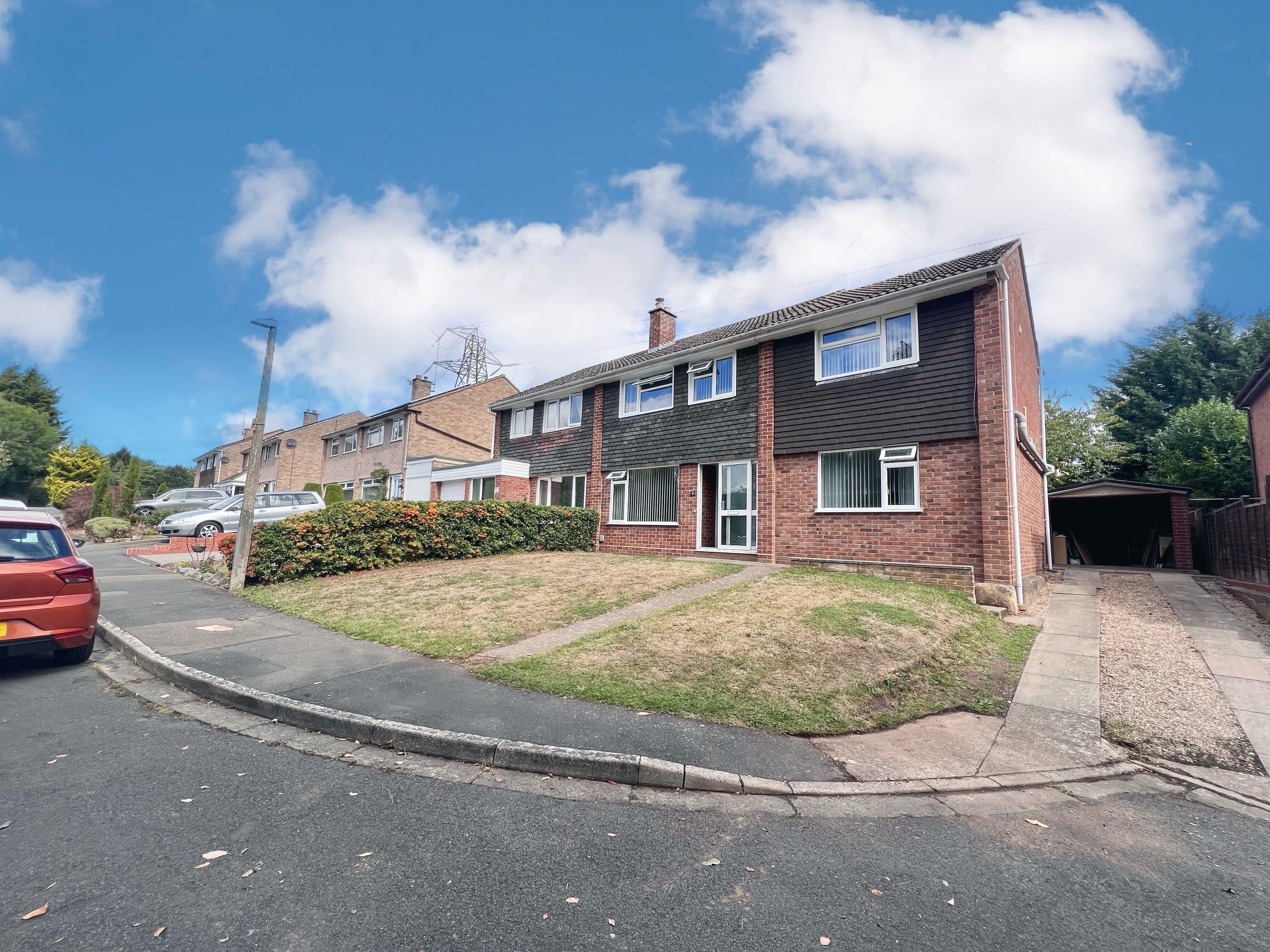 Flat Everard Close in Worcester