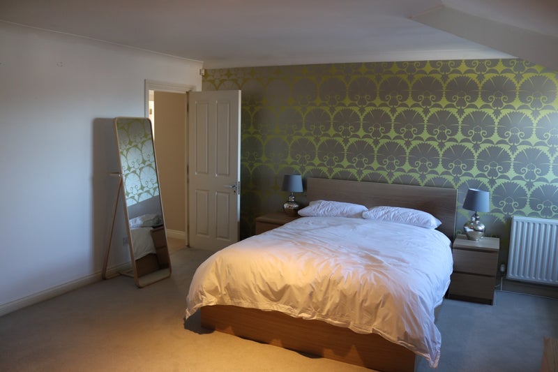 Room Pearfield Road in Greater London