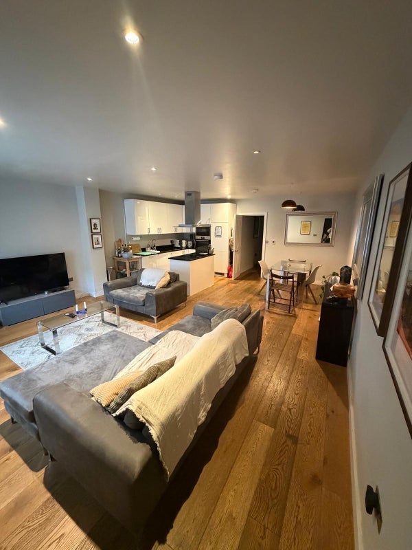 Room Southgate Road in Greater London