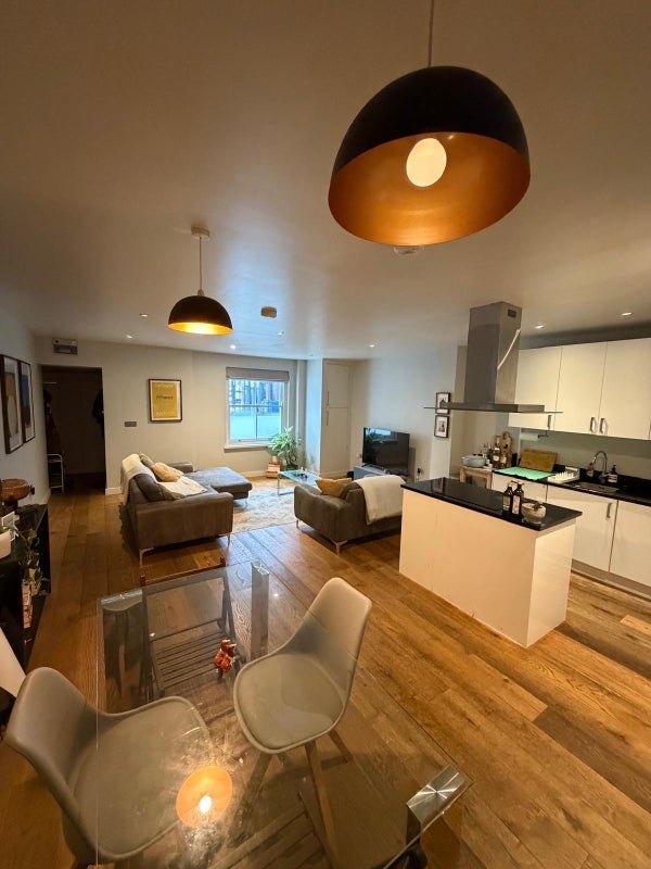 Room Southgate Road in Greater London