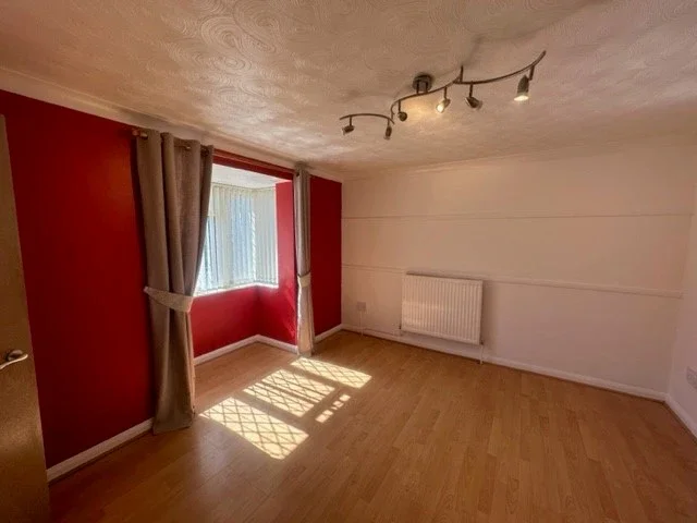 House Senwick Drive in Wellingborough