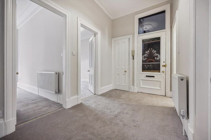 Flat Grantley Gardens in Glasgow