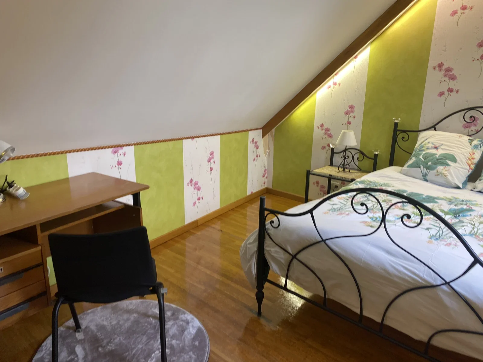 Room Rue de Gibron in Chaufour-Notre-Dame