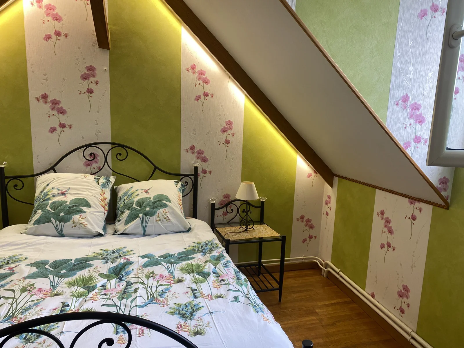 Room Rue de Gibron in Chaufour-Notre-Dame