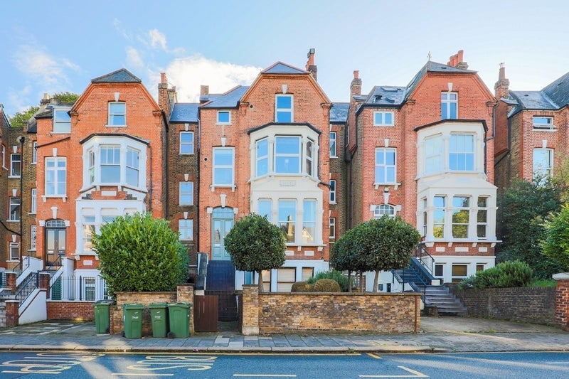 Room Norwood Road in Greater London