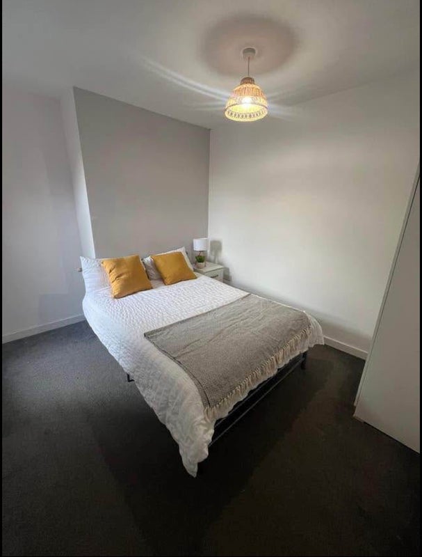 Room Orme Street in Chadderton