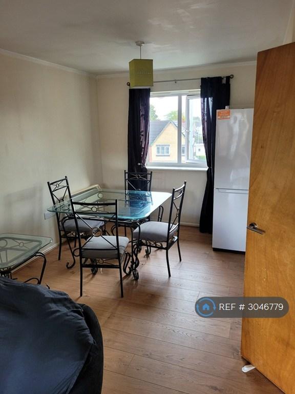 Flat Haverton Drive in Manchester