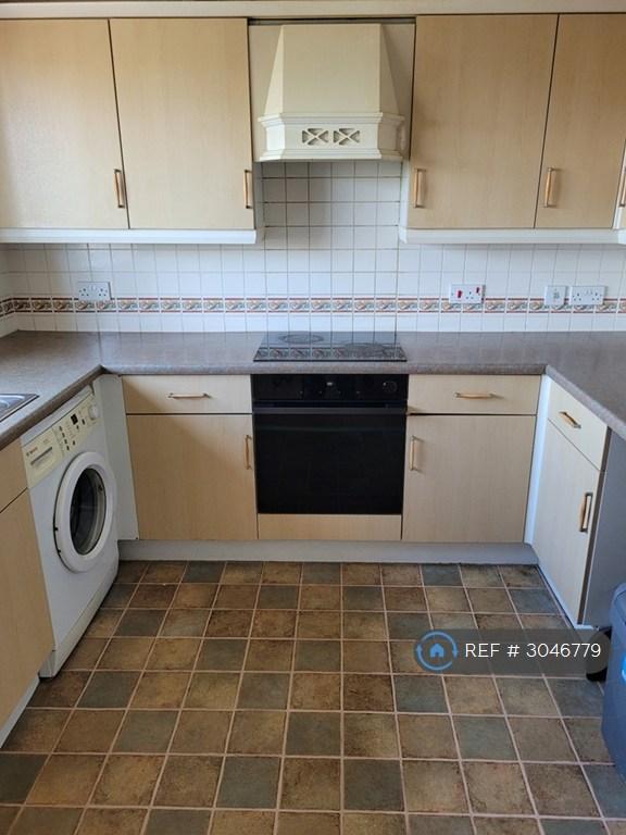 Flat Haverton Drive in Manchester