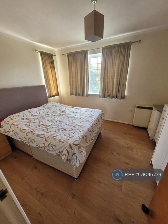 Flat Haverton Drive in Manchester