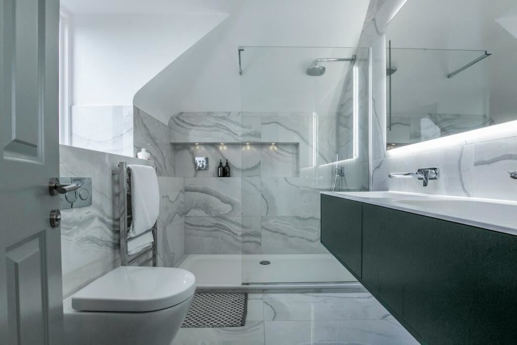 Flat Somercoates Close in Greater London