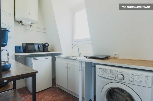Flat Rue Boyer-Barret in Paris