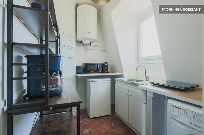 Flat Rue Boyer-Barret in Paris