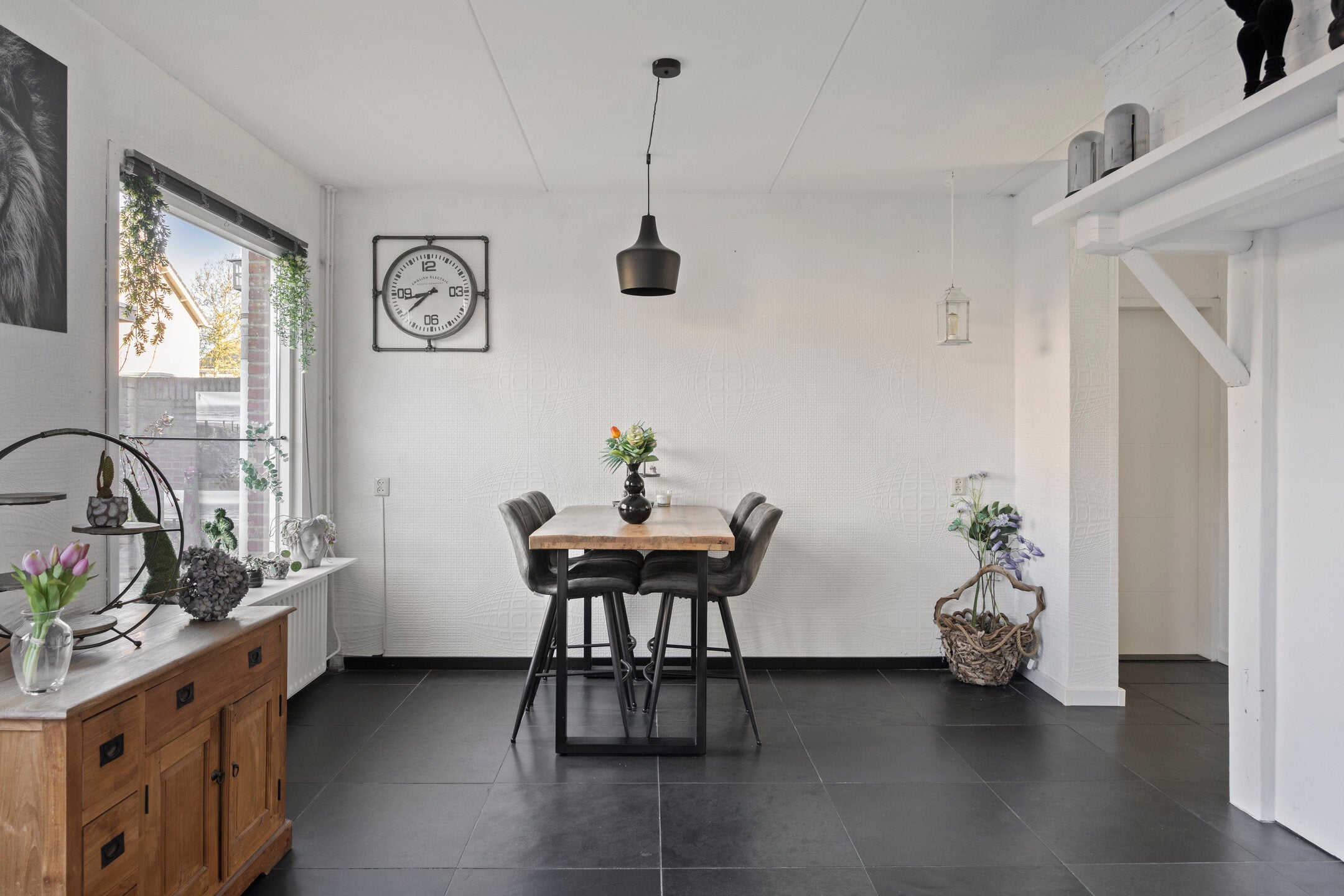 Tussenwoning te koop: Pastoor Huissenstraat 4, Ammerzoden
