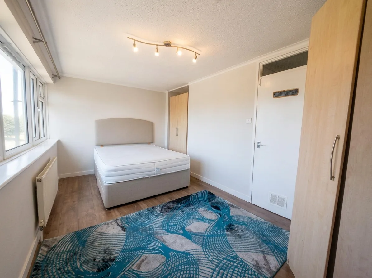Flat Stratfield Road in Hertsmere