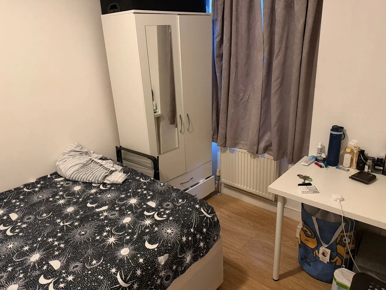 Room Melrose Avenue in Greater London