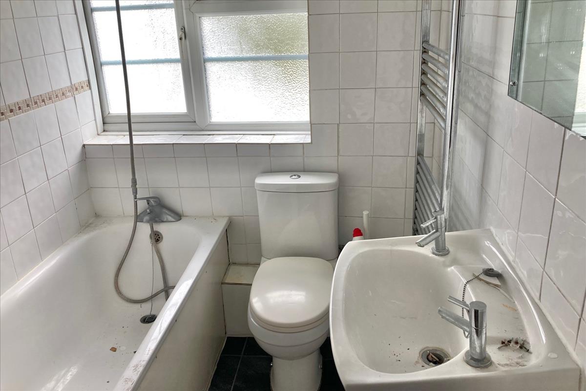 House Ordnance Close in Greater London