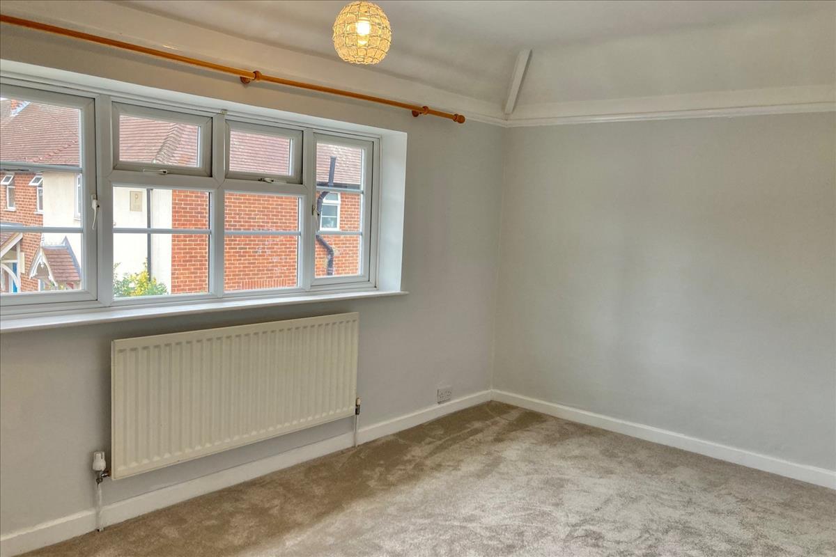 House Ordnance Close in Greater London