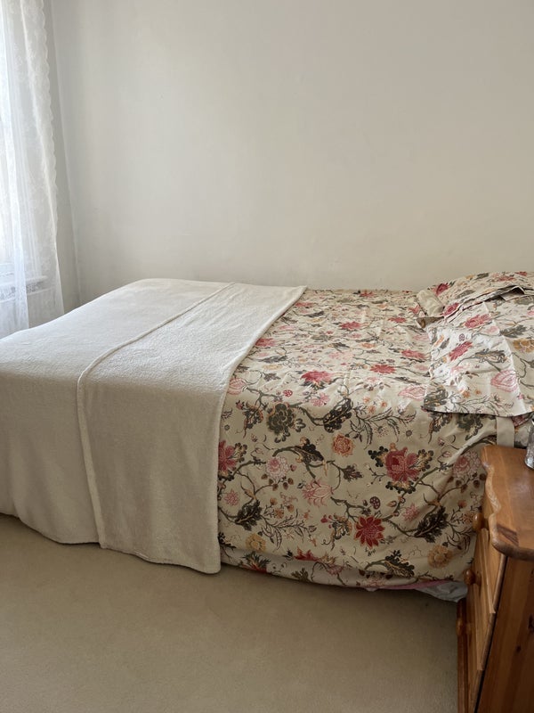 Room St. Margaret's Road in Greater London