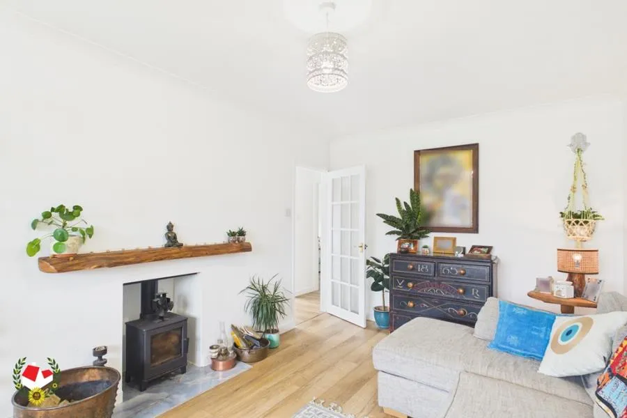 House Paynes Meadow in Stroud