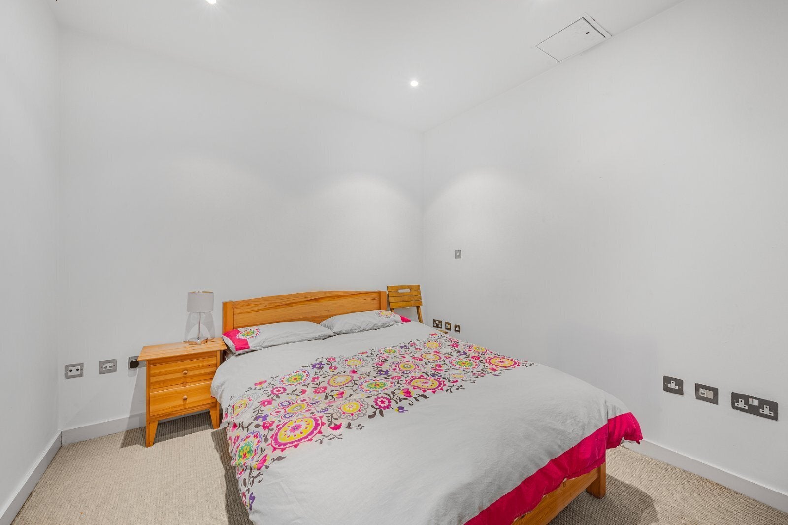 Flat Goswell Road in Greater London