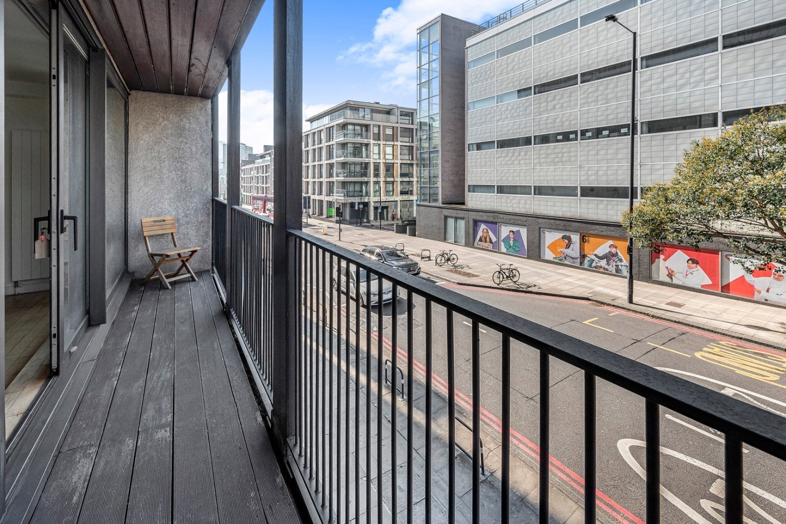 Flat Goswell Road in Greater London