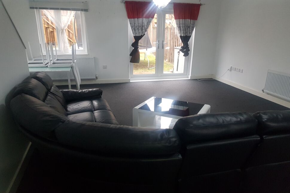 House Cottam Gardens in Nottingham