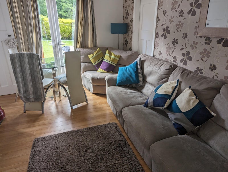 Room Colinton Mains Road in City of Edinburgh