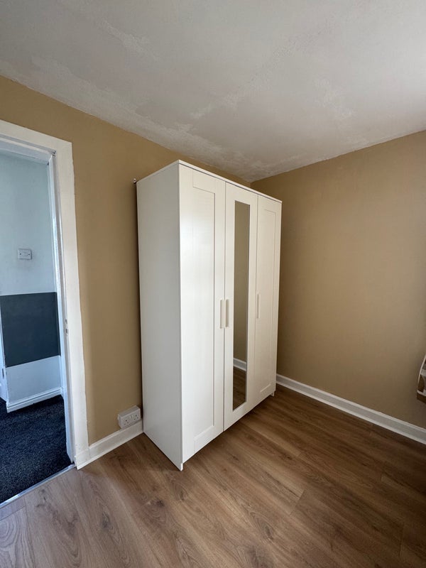 Room Elizabeth Drive in Bathgate