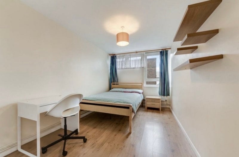 Room White Post Lane in Greater London