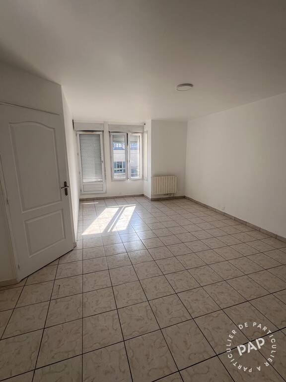 Flat Avenue du Maréchal Juin in Gonesse