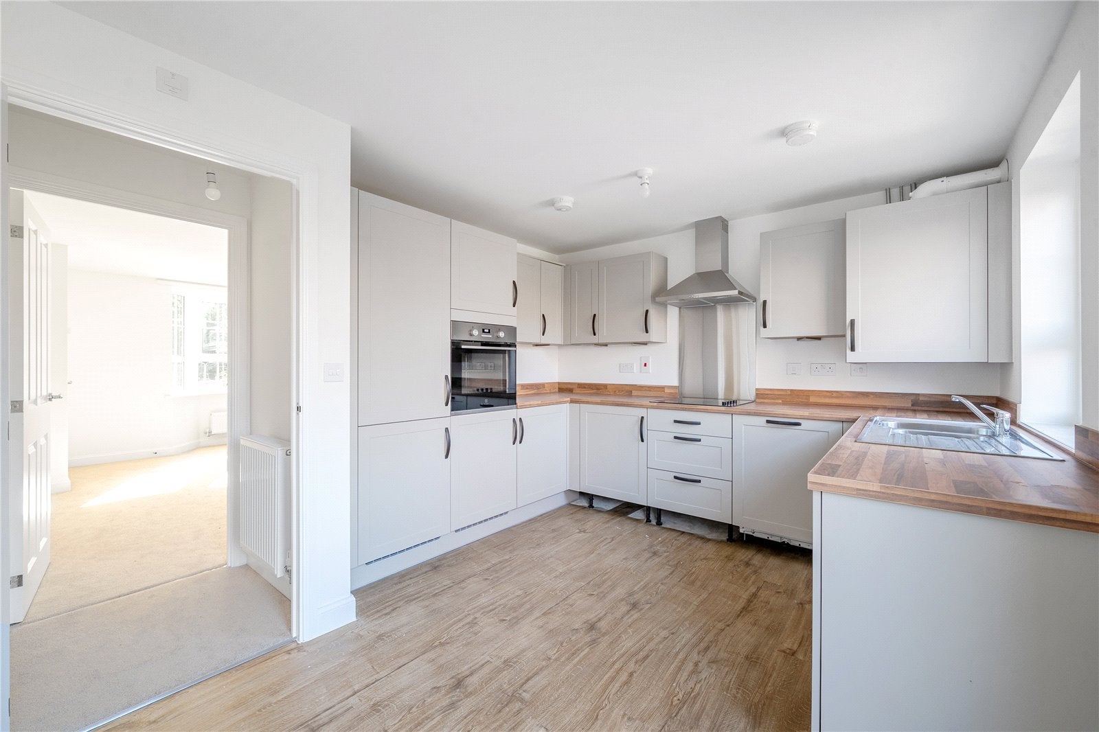 House Farmers Road in Arborfield Green