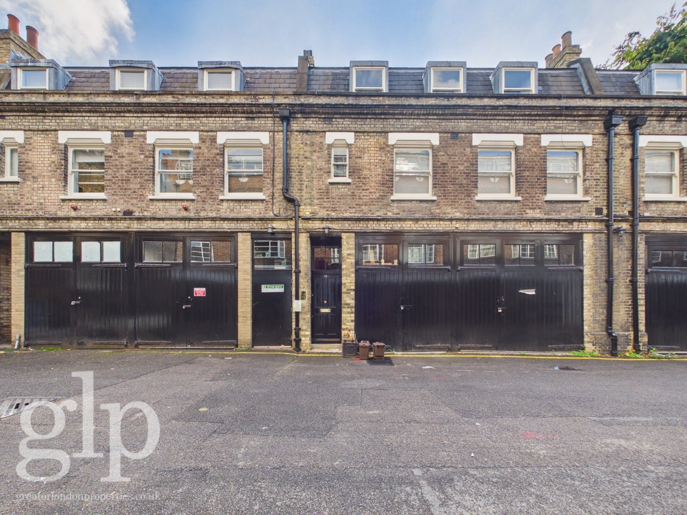 Flat Bedford Square in Greater London