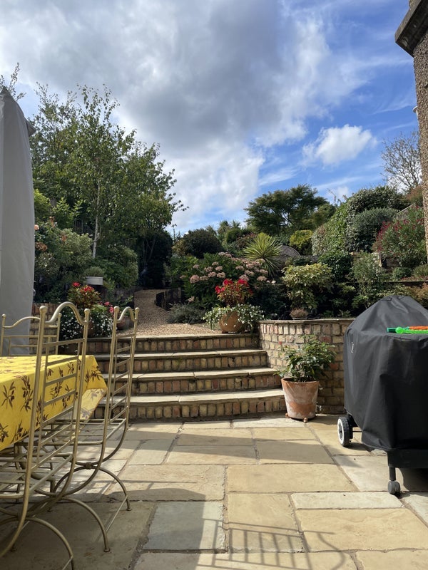 Room Hillway in Greater London