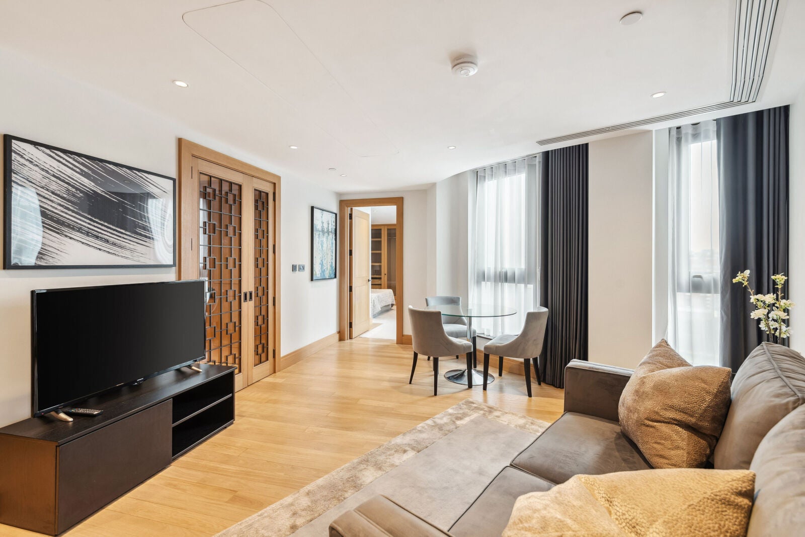 Flat John Islip Street in City of Westminster